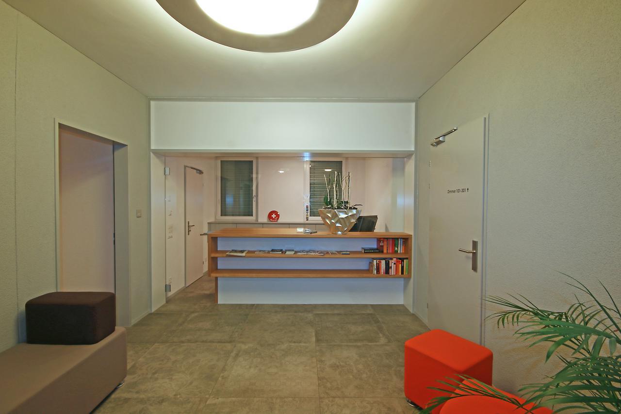 Hotel Flawil エクステリア 写真