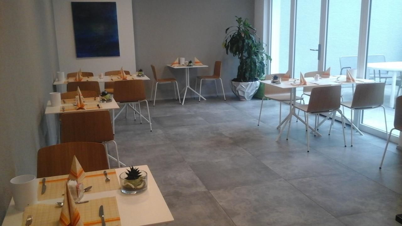 Hotel Flawil エクステリア 写真